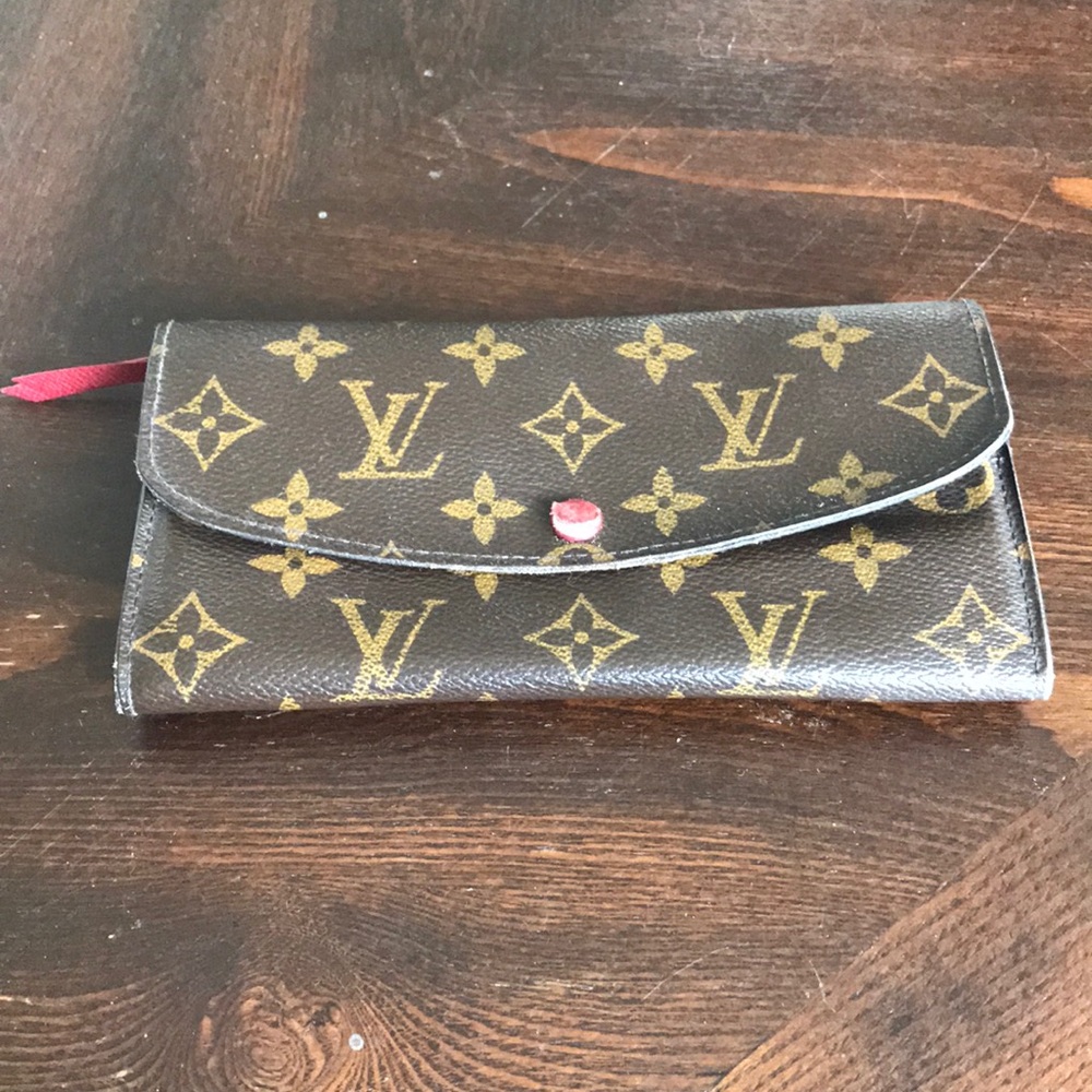 Louis Vuitton Emilie Rouge Wallet